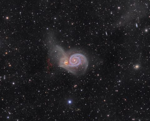 M51: کهکشان گرداب