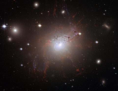 کهکشان فعال NGC 1275