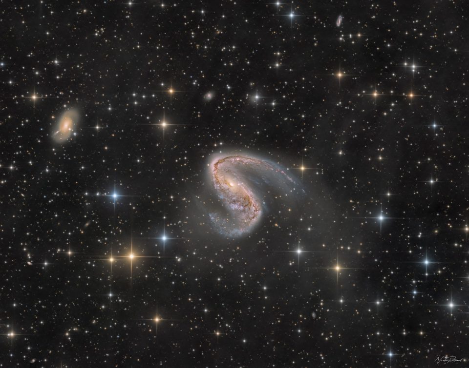 NGC 2442: کهکشان در Volans