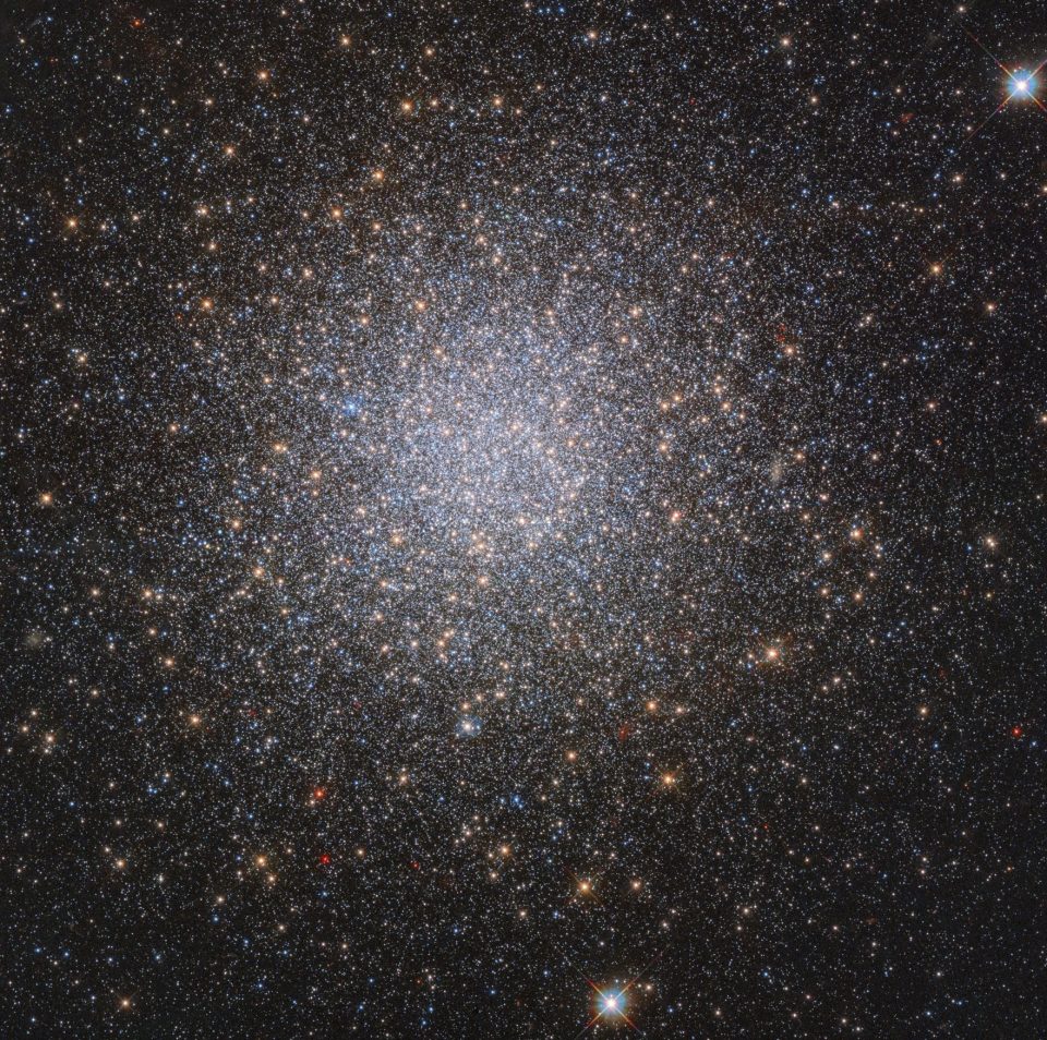 NGC 2419: سرگردان بین کهکشانی