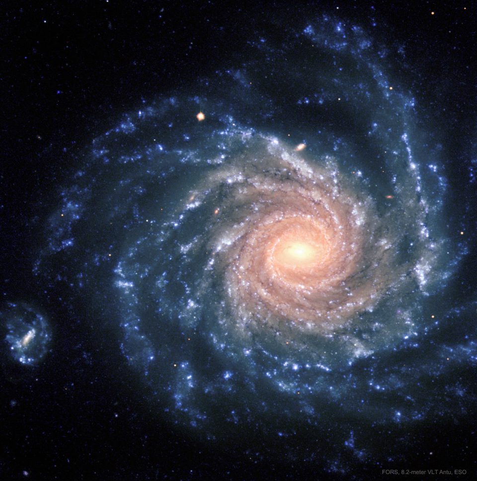 ء NGC 1232: یک کهکشان مارپیچی با طراحی بزرگ