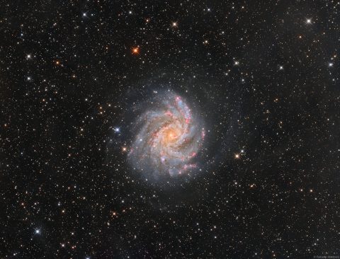 روبه‌روی NGC 6946
