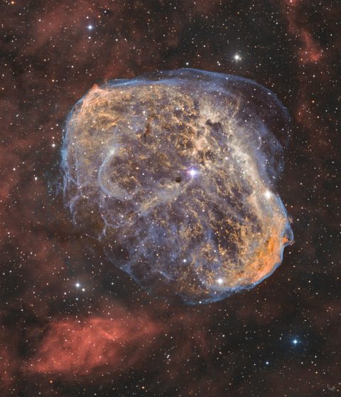 ء NGC 6888: سحابی هلال