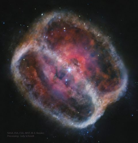 سحابی سیاره‌ای NGC 1514 از وب