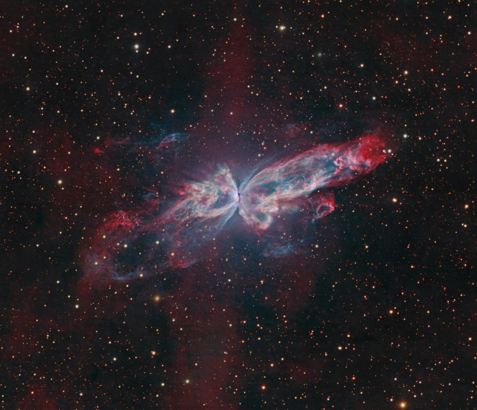 ء NGC 6302: سحابی پروانه