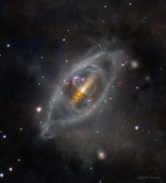 کهکشان NGC 2685: کهکشان مارپیچی