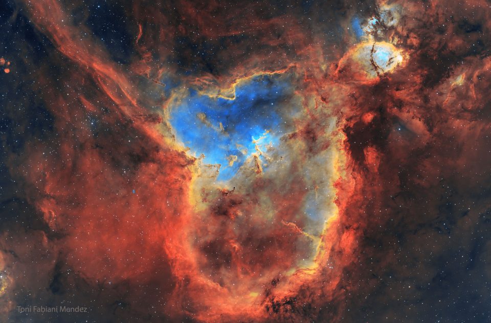 IC 1805: سحابی قلب