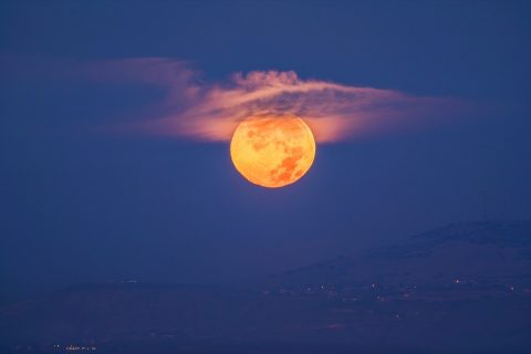 ماه کامل در نزدیک‌ترین فاصله از زمین